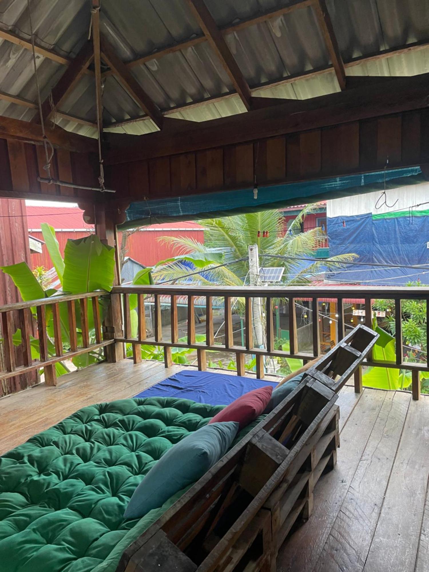 The Hornbill Hostel Koh Rong Sanloem Exteriér fotografie