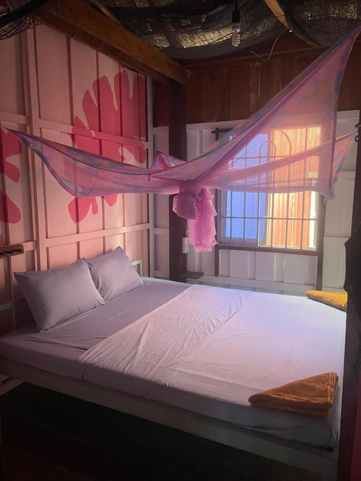 The Hornbill Hostel Koh Rong Sanloem Exteriér fotografie